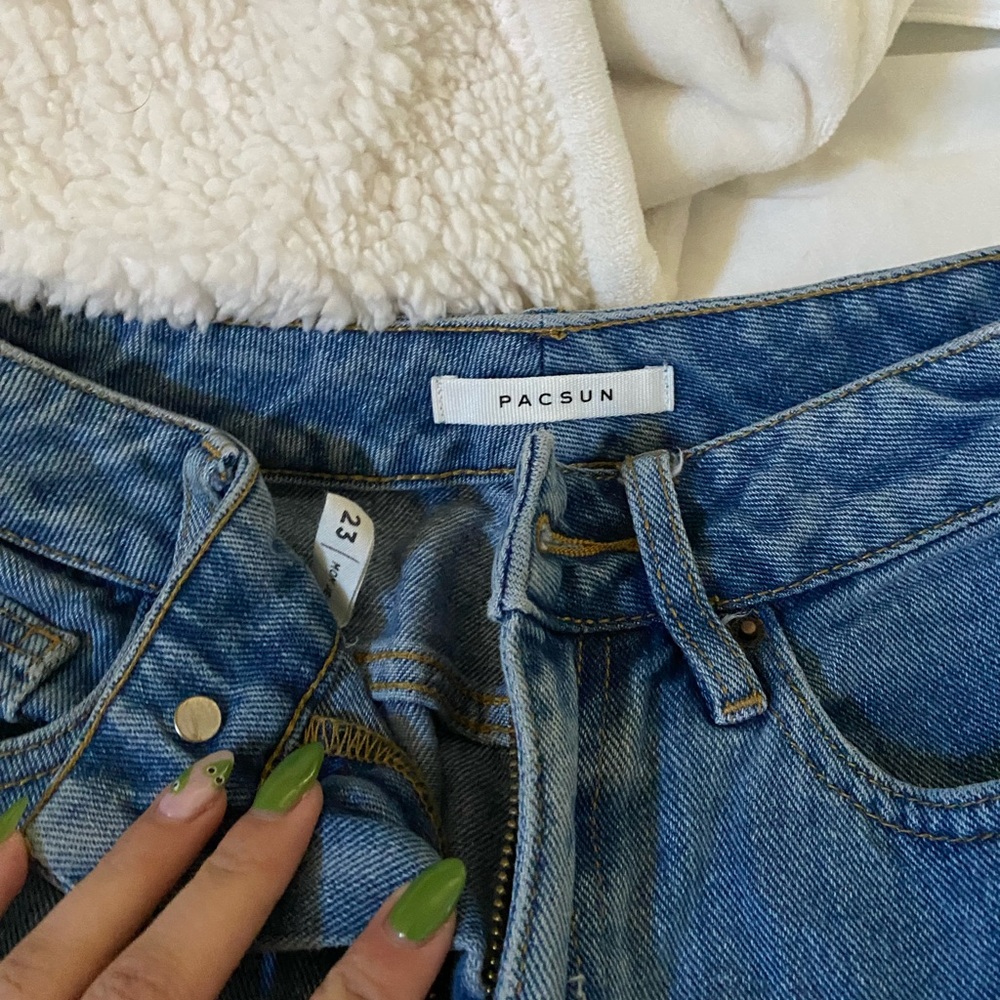 pacsun medium wash jeans